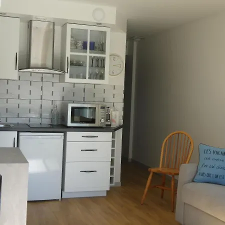 Hyper Centre アパート