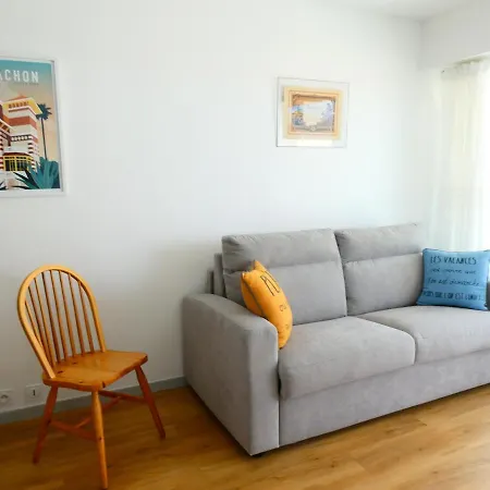 Hyper Centre Apartment