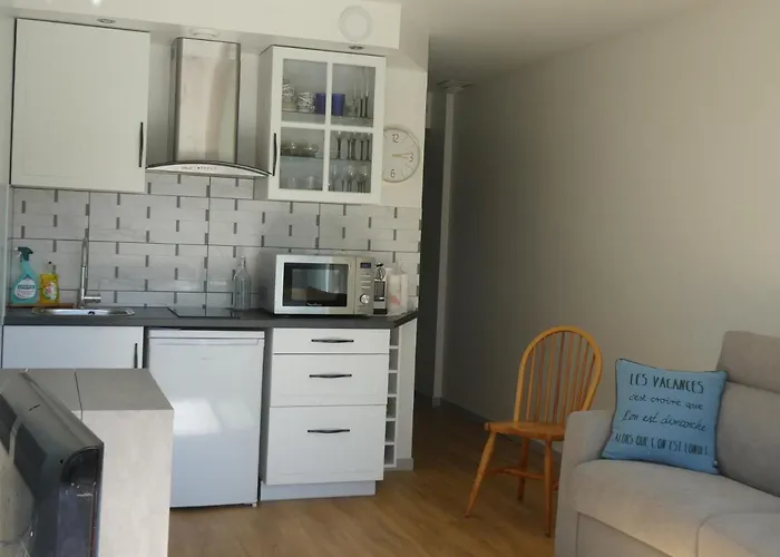 Hyper Centre アパート